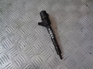 0445110111 Форсунка Audi Q4 E-TRON Арт AL13411168610