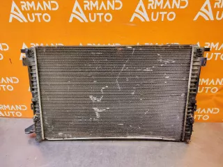 8W0121251AB Радиатор двигателя (ДВС) Audi Q8 Арт 273422PM, вид 1