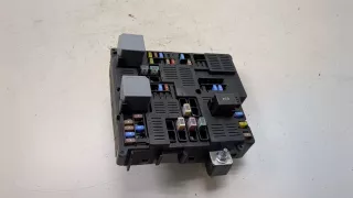 32212298 Блок предохранителей Volvo V60 1 Арт 9290932
