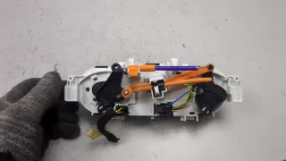 96722483ZD Блок управления печки / климат-контроля Peugeot 208 Арт 20096529, вид 3