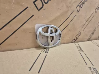9097502127, 9097502127, 90975-02127 ЭМБЛЕМА КРЫШКИ БАГАЖНИКА Toyota Camry XV30 Арт DN192029, вид 2