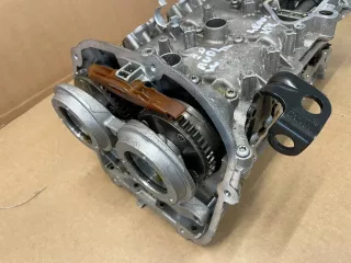 06L403AA Клапанная крышка Audi A4 B9 Арт AL13548292748, вид 3