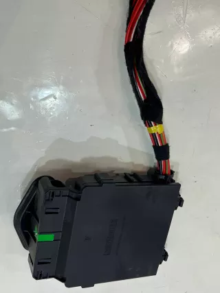 99761030100,,,888.139.657 Короб предохранителей Porsche Cayman 987 Арт AL15214636086, вид 1