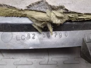 LC6250790 Решетка стеклоочистителя (Дождевик) Mazda MPV 2 Арт 20101565, вид 3