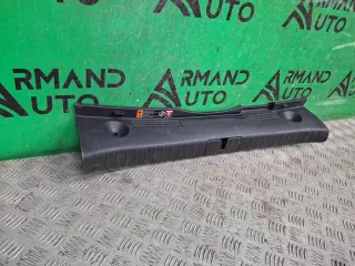 85770G9050NNB, 85770G9050, 4 Кожух замка багажника Genesis G70 Арт 357410RM, вид 2