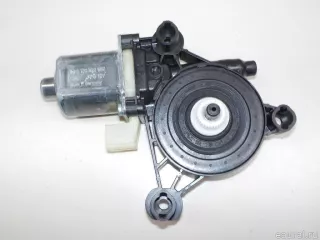 8W0959812 VAG Моторчик стеклоподъемника Audi A4 B9 Арт E50809324, вид 1