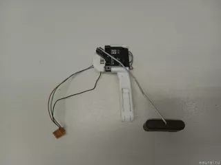 8W0919047A VAG Датчик уровня топлива Audi A4 B9 Арт E23632965
