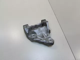 884310E010 Toyota Кронштейн компрессора кондиционера Lexus RX 4 Арт E81037791, вид 3