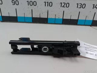 3C8857819 VAG Механизм регулировки высоты ремня безопасности Audi Q3 2 Арт E48547235, вид 1