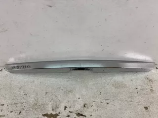 13266478 Накладка крышки багажника Opel Astra H Арт lz118840, вид 1