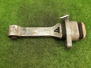 219572S000 Подушка крепления КПП Kia Sorento 3 Арт 00267983