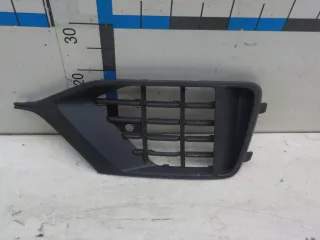 4M8807682B4W3 Решетка бампера переднего Audi Q8 Арт 760980, вид 1