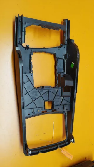 4F1864261  Консоль салона (кулисная часть) Audi A6 C6 (S6,RS6) Арт 01018998, вид 2