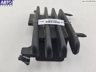  Решетка (заглушка) в бампер Mazda 323 BA Арт 55016386, вид 2