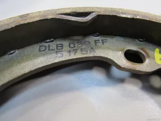 4560176AA Chrysler Колодки ручного тормоза к-кт Jeep Cherokee KL Арт E81053638, вид 4