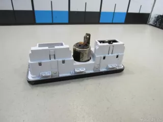 LR044901 Land Rover Разъем AUX / USB Land Rover Evoque 1 restailing Арт E80999421, вид 5