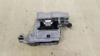 8835564 Подушка крепления двигателя BMW 1 F40 Арт W43787