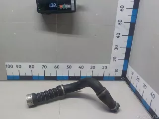 13718618372 BMW Патрубок интеркулера BMW 2 F45/F46 Арт E52498491, вид 2