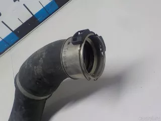 13718618372 BMW Патрубок интеркулера BMW 2 F45/F46 Арт E52498491, вид 5