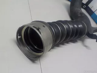 13718618372 BMW Патрубок интеркулера BMW 2 F45/F46 Арт E52498491, вид 6