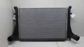 5Q0145803AB VAG Интеркулер Skoda Superb 3 Арт E70770757, вид 6