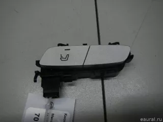 21390515047N49 Mercedes Benz Кнопка обогрева сидений Mercedes S C217 Арт E70772592, вид 1