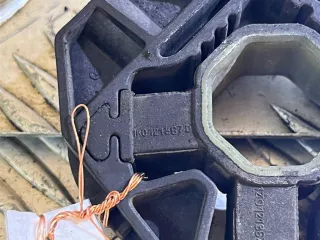1K0121367D Кронштейн радиатора Volkswagen Passat B6 Арт 45529, вид 3