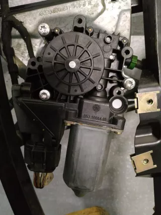 8D0837754 Стеклоподъемник электрический передний правый Audi A4 B5 Арт 19373, вид 4