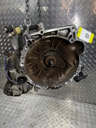 FC120,6TH1205716 КПП механическая (МКПП) Mazda 3 BK Арт 50262, вид 1