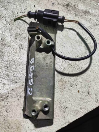 1j0827566c Ручка крышки багажника   Volkswagen Golf 4 Арт GG498, вид 1