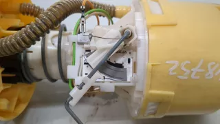 3M519275,D2026312AJ Насос топливный Volvo C30 Арт 20173664, вид 3