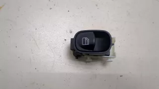 A2038200210 Кнопка стеклоподъемника переднего правого Mercedes C W203 Арт 20169739