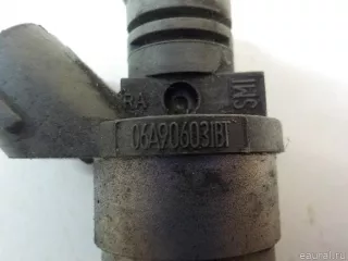 06A906031BT VAG Распределитель впрыска (инжектор) Volkswagen Golf 5 Арт E41206288, вид 4