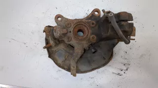 1K0407256AA Кулак поворотный передний правый Skoda Octavia A7 Арт 11298510, вид 1