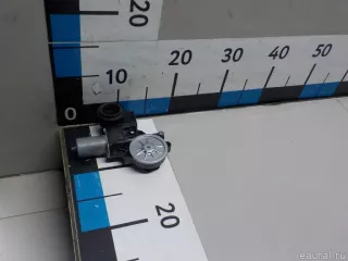 8572060310 Toyota Моторчик стеклоподъемника Toyota 4Runner 5 restailing Арт E52517192, вид 1