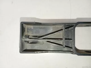 7P0121079B VAG Кронштейн радиатора Volkswagen Touareg 2 Арт E23696362, вид 7