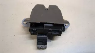 31440245 Замок крышки багажника Volvo V40 2 Арт 20196882, вид 3