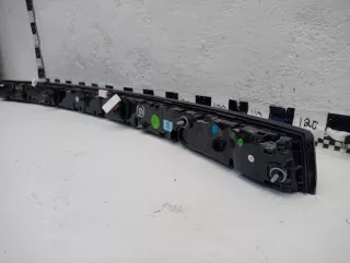 7057046800 Фонарь центральный крышки багажника Geely Atlas 1 Арт 976884D, вид 6