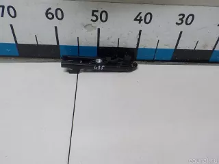 3C8857819 VAG Механизм регулировки высоты ремня безопасности Audi Q3 2 Арт E52520485