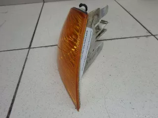 63136902766 BMW Указатель поворота правый желтый BMW 3 E46 Арт E95747508, вид 3