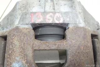 4F0615124 VAG Суппорт тормозной передний правый Audi TT 2 Арт E95749178, вид 3