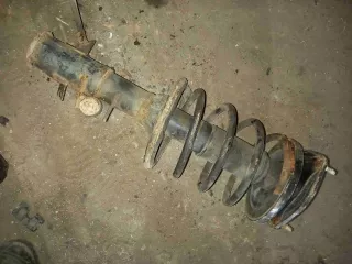  Стойка подвески передняя   Mitsubishi Carisma Арт MC99, вид 3
