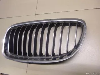 51137201969 BMW Решетка радиатора левая BMW 3 E90/E91/E92/E93 Арт E100538120, вид 2