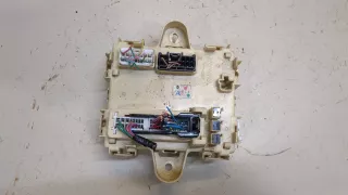 8273048710 Блок предохранителей Lexus RX 2 Арт 20028761, вид 1