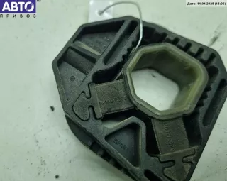 1k0121367d Кронштейн радиатора Volkswagen Passat B6 Арт 54790450, вид 2