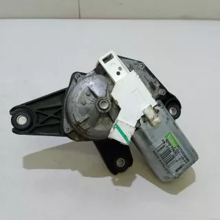 8200734582 Renault Моторчик заднего стеклоочистителя (дворника) Renault Duster 2 Арт E23707129