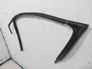6RU837431B5AP VAG Уплотнитель стекла двери Volkswagen Polo 6 Арт E60695167, вид 3