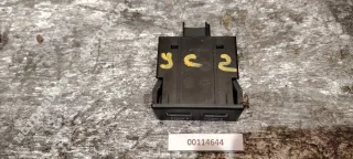68145567AA Разъем AUX / USB Jeep Grand Cherokee IV (WK2) Арт 00114644, вид 2