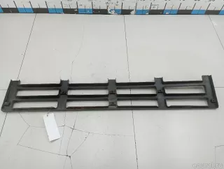 20529704 Volvo Вставка в решетку радиатора Volvo 240 Арт E4256610, вид 3
