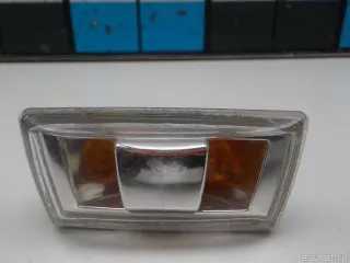 1713415 GM Повторитель на крыло правый Cadillac BLS Арт E48462281, вид 2